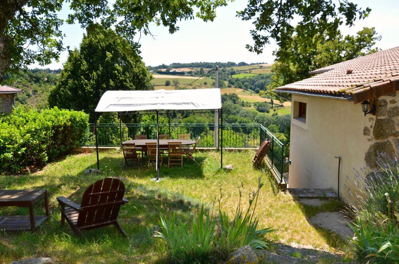 Gites Le Chene & Le Tilleul Saint-Romain-de-Lerps Oda fotoğraf